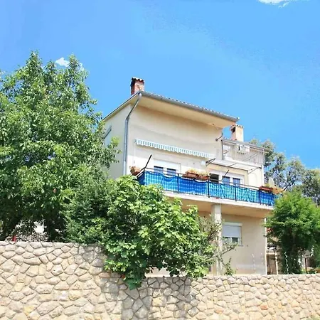 In 5257 * Crikvenica